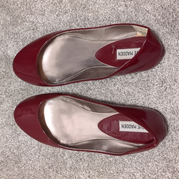 Steve Madden Shoes - Steve Madden red patent Heaven flats size 9.5